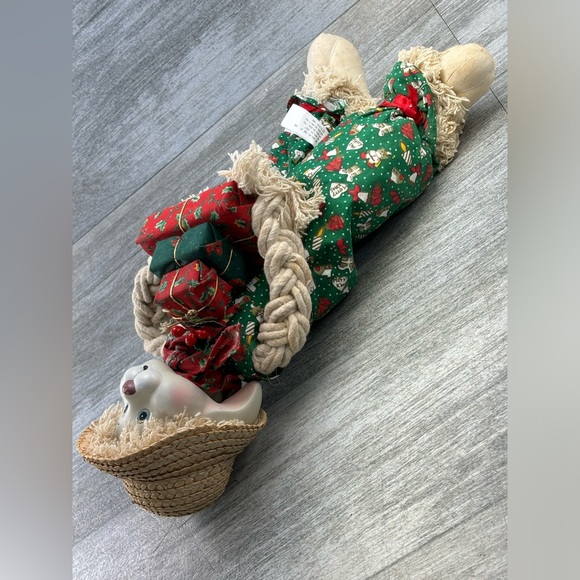 House Of Loyd TLTOYS 1993 Flossie Rabbit Christmas Holiday Doll Presents 541736 - Picture 8 of 15